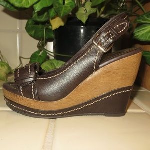 Brown Platform Sandals - Size 5.5